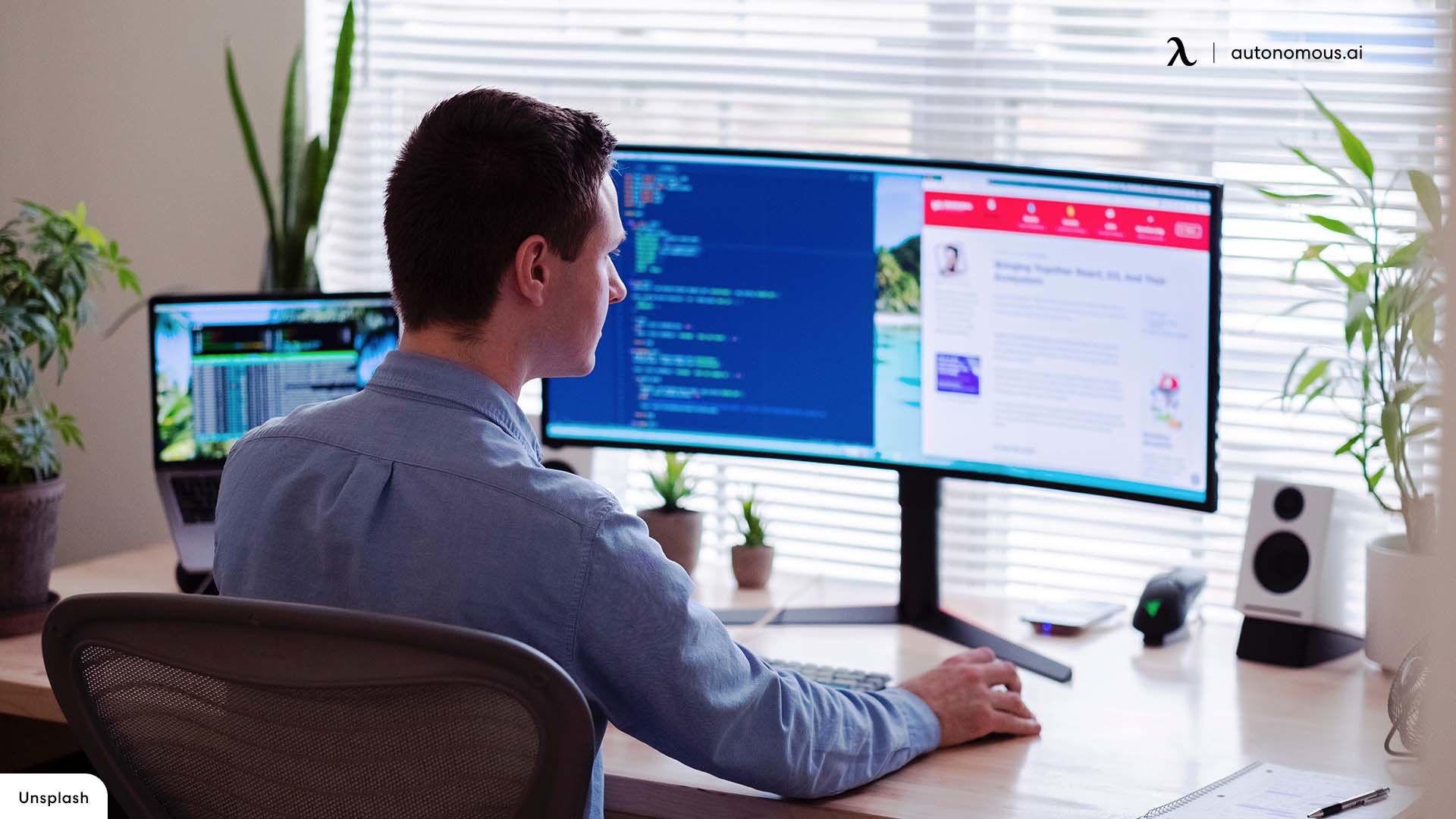 Picture of Which is Better: Curved or Flat Monitors for Programming