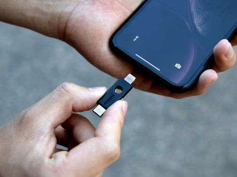 Picture of How to Unlock Your iPhone With a Security Key
