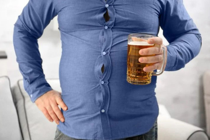 Picture of Beer vs. Wine: According to Scientists, One Drink Is Sabotaging Your Nutrition