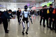 Picture of Chinese Robot Sets Guinness World Record With 66-Mile Walk